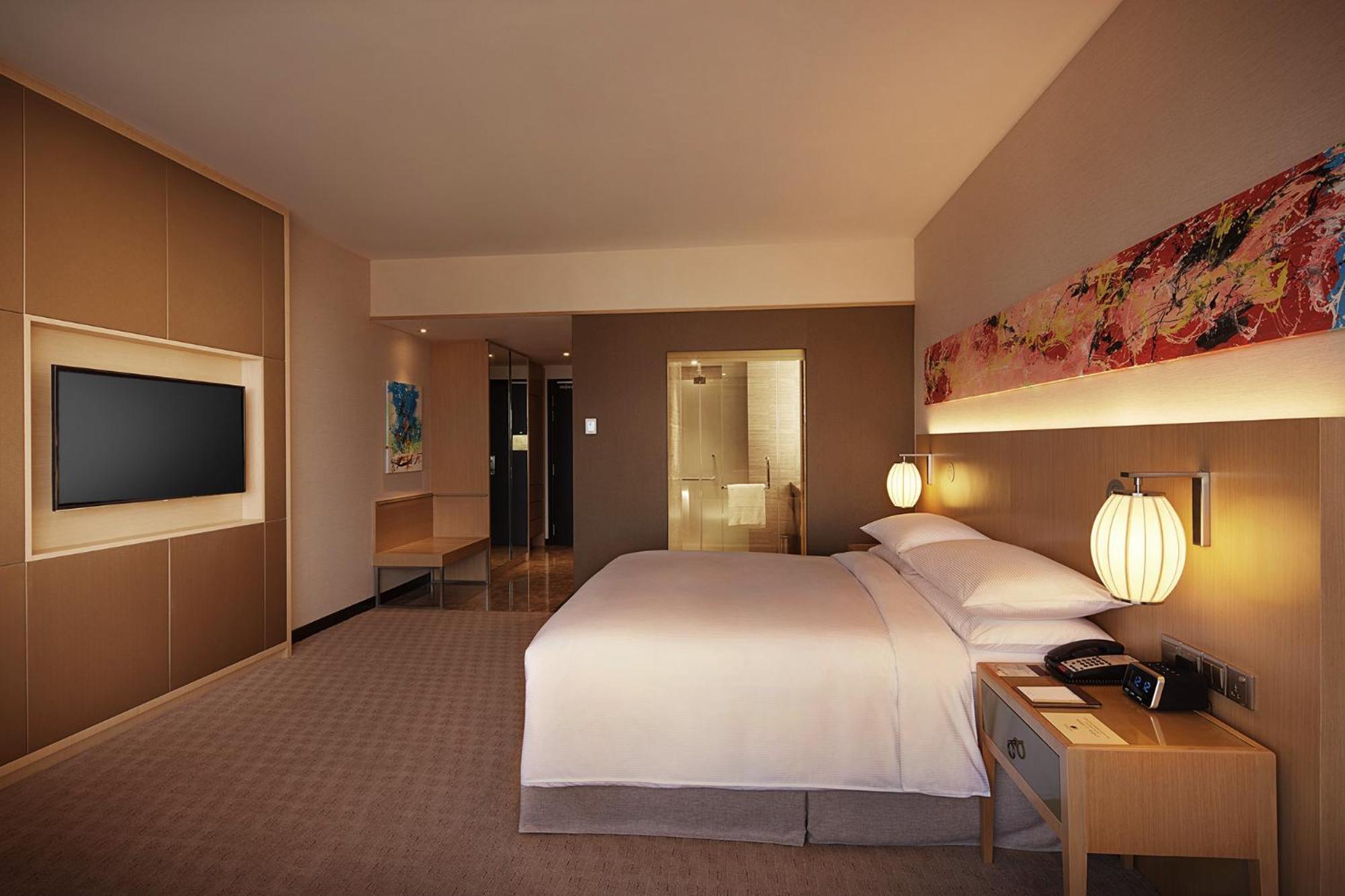 Doubletree By Hilton Melaka Hotel Exterior photo Deluxe Room