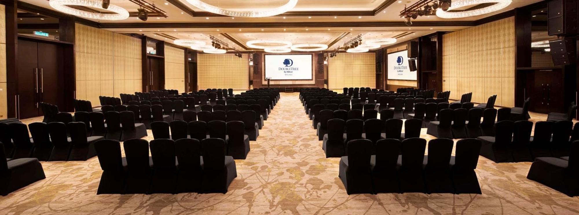 Doubletree By Hilton Melaka Hotel Exterior photo The ballroom